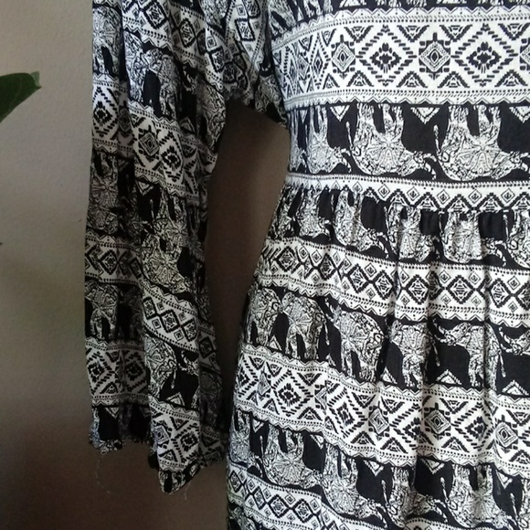 🌜Elephant print dress part of the pick 3 sale - Picture 4 of 4